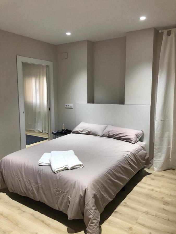 Pension La Castellana Logrono Bagian luar foto