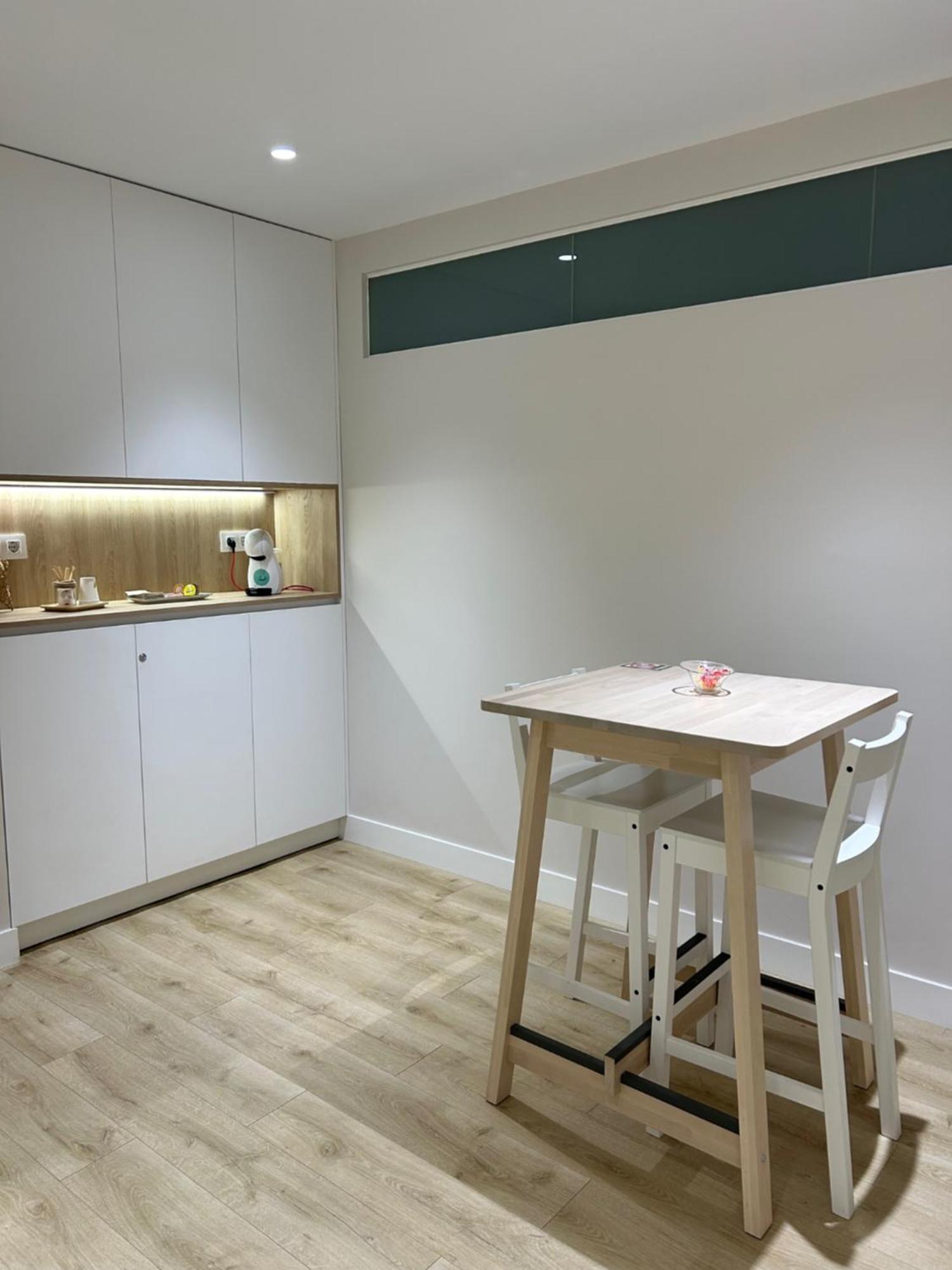 Pension La Castellana Logrono Bagian luar foto